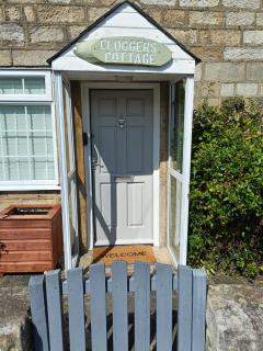 Three Bedroom Countryside Cottage - 6