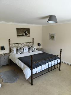 Three Bedroom Countryside Cottage - Darley - 7