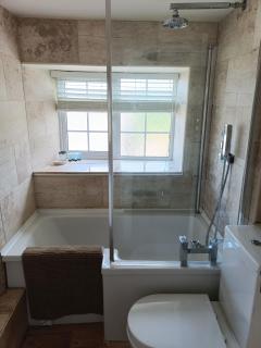 Three Bedroom Countryside Cottage - Darley - 4