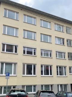 Urban Haven Stuttgart-5 Einzelbetten-Zentral-WLAN-Waschmaschine - 8