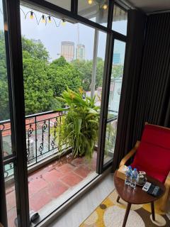 T Home Balcony Homestay - Hanoi - 3