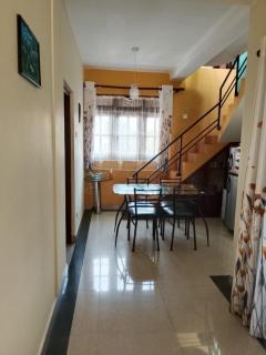 Gishy's Holiday Stay - 2