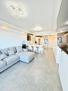 Lecheria Oceanfront Escape - Pool, View & Relax - 7