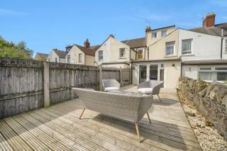 Charming 2 Bedroom City - Centre Flat with Sunny Patio - Cardiff - 3