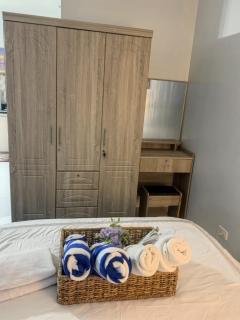 Studio deluxe with Balcony, Swimming pool and gym in Puerto Princesa, Palawan - Puerto Princesa - 4