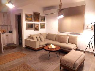 Maya 1, 2 bedroomed downstairs apartment - 4