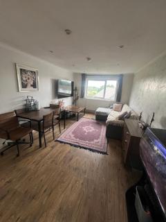 Lovely Comfortable 1 Bedroom Flat in St Albans - Saint Albans - 0