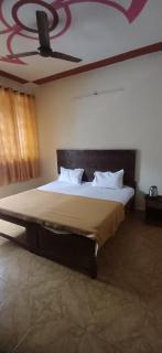 Kajal guest house - 1