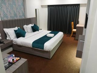 UNiTY MADHAV HOMESTAY - Kevadia - 1
