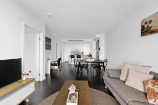 The Valley Pad 2BR with Style - 5