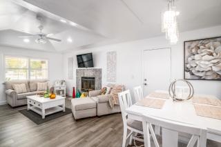 Remodeled 1 Acre Ranch Home in Madera - Madera - 5