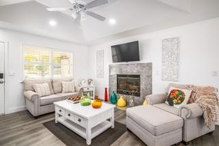 Remodeled 1 Acre Ranch Home in Madera - Madera - 2