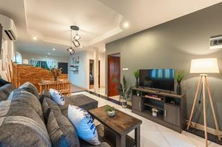 Coastline Pearl Holiday Home, Bangtao Beach - 4