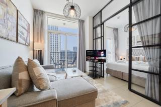 Chic & Modern 1BR in Socio Near Dubai Hills Park - 0