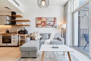 Chic & Modern 1BR in Socio Near Dubai Hills Park - 1