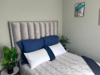 Two Cosy Bedroom Apartment - 6