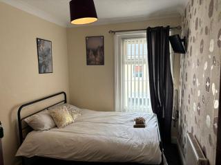 Affordable Golden Mile Hotel In Blackpool Close To The Beach And Blackpool City Centre With Free Street Parking Subject To Availabilty - 5