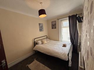 Affordable Golden Mile Hotel In Blackpool Close To The Beach And Blackpool City Centre - 4