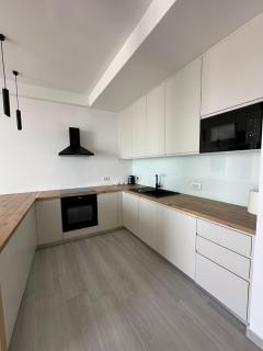 PANORAMA F1 Luxury Apartment - Saranda - 2