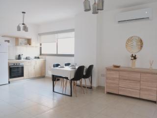 Luxurious one bedroom apartment by the beach close to st julians - Baħar iċ-Ċagħaq - 7