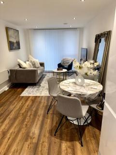 Stylish 2-Bed Apartment by Manchester City Cente - Manchester - 7