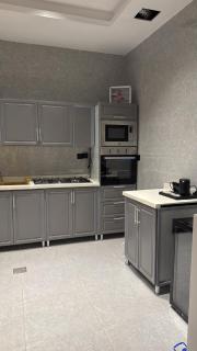 شقه فاخره ثلاثه غرف و صاله - 1