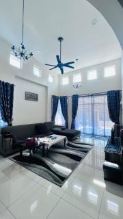 Homestay Anak Mem Senah in Muar - 0