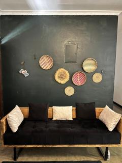 Mambo & Jambo Homestay - 9