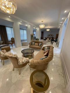 Golf View Villa - Sheikh Zayed - 7