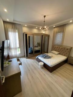 Golf View Villa - Sheikh Zayed - 5