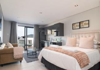 Ocean Club F27, Zimbali Lakes by Euphoric Leisure - Ballito - 0