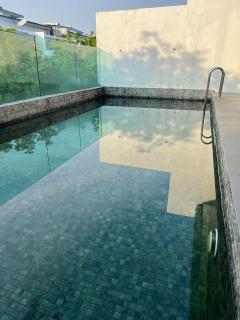 Pool Heaven Christian Retreat, swimming pool, Jacuzzi, gym, BBQ - 4