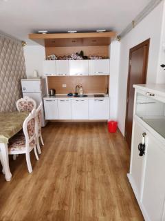 Sweet Homes - 4