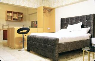 Large Studio In Heart of Westlands - 3