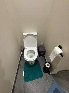 Mitcham Station Home Stay - 4
