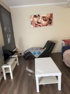 Mitcham Station Home Stay - Mitcham - 1