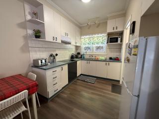Mitcham Station Home Stay - Mitcham - 4