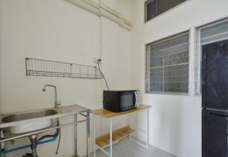 Prism House Thonglor- Affordable, Smart Stay in the Heart of Sukhumvit, Bangkok - 1