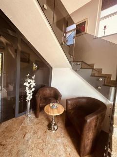 SWISS Apartment - 8