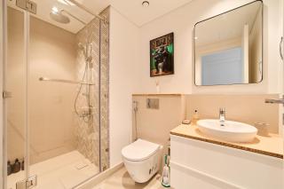 Modern 1BR Apt in Socio Balcony with Blvd Views - 6