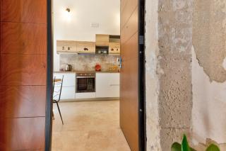 Authentica - Syracuse - 6