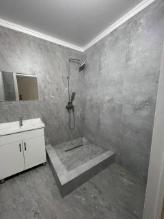 3 bedroom apartment with 2 restroom in the 4 YOU business class - 3