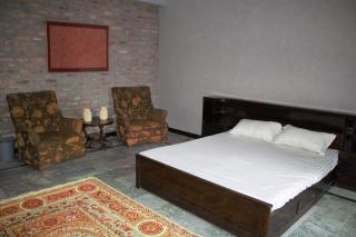 Dera Qazi Family Studio Apartment - 8