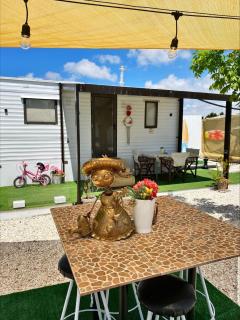 Nefeli's Dollhouse Caravan 3 minutes from Geroskipou Beach - 1