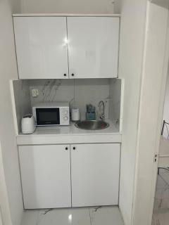 Sea view apartment with large balcony - 4