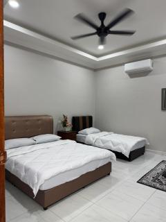 Homestay Lot 9333 Inn - Gerisik - 6
