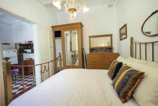 Traditional Maltese Townhouse with Backyard Garden and Seafront Location - 6