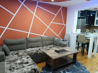 NEOM Apartman near the airport and center of Sarajevo - Sarajevo - 9