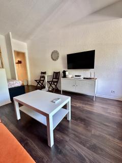 Studio cosy sur le port d'Hyères - 4