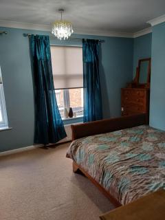 Central Guisborough townhouse - - 5